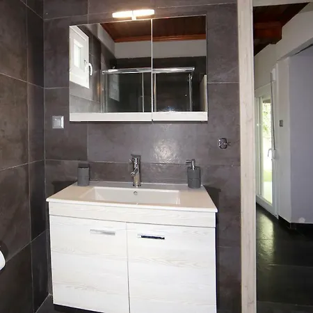 House Loana Neos Marmaras