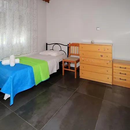 House Loana Neos Marmaras