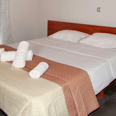 Hébergement de vacances House Loana *