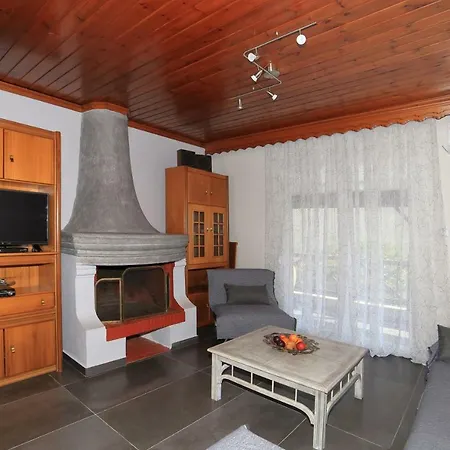 House Loana * Neos Marmaras